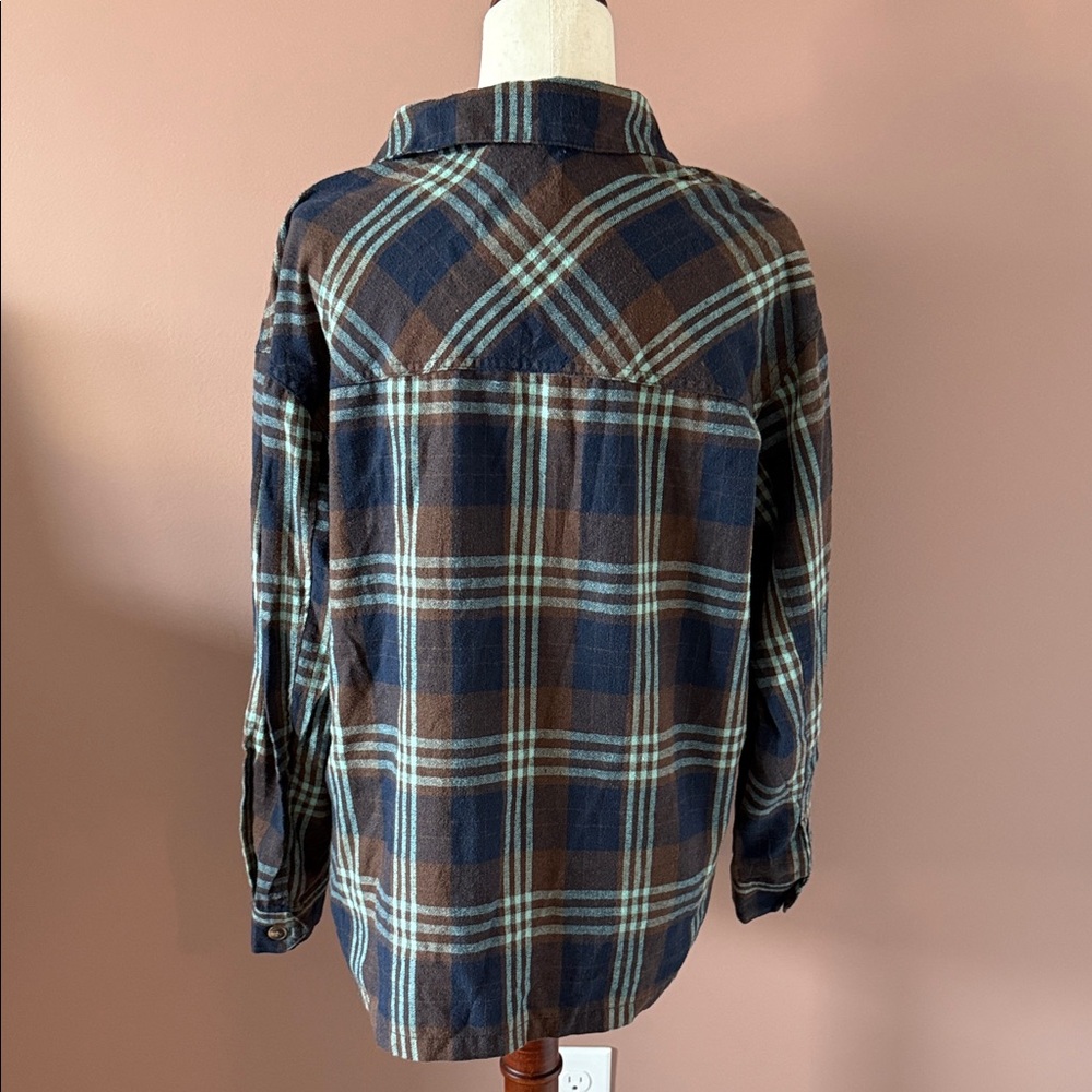 Ashley by 26 International Flannel Shirt - Picture 2 of 3